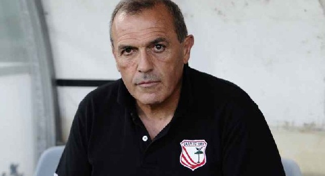 Bari, De Laurentiis verso il nuovo allenatore. Castori ha chiesto garanzie: ha già lavorato con Giuntoli