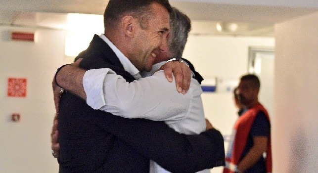 Abbracci e commozione all'Olimpico prima di Lazio-Napoli: Ancelotti e Shevchenko si ritrovano [FOTO]