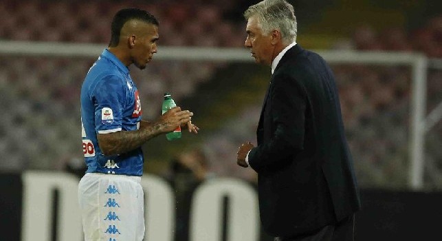 Gazzetta su Ancelotti: La sua umiltà sbalordisce, infonde serenità ad un ambiente lacerato dalle polemiche. Carletto difende un azzurro