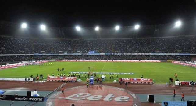 Biglitti Napoli-Stella Rossa, San Paolo