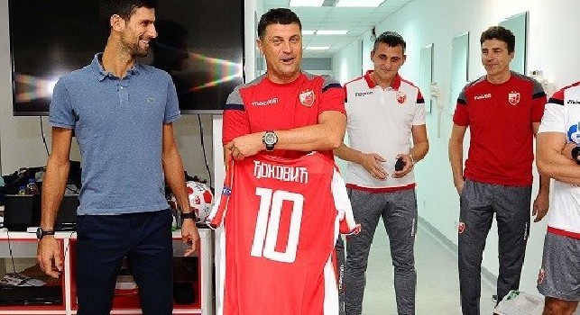 Djokovic fa visita alla Stella Rossa: Non ci sarò in tribuna per il match contro il Napoli, ma farò il tifo per loro
