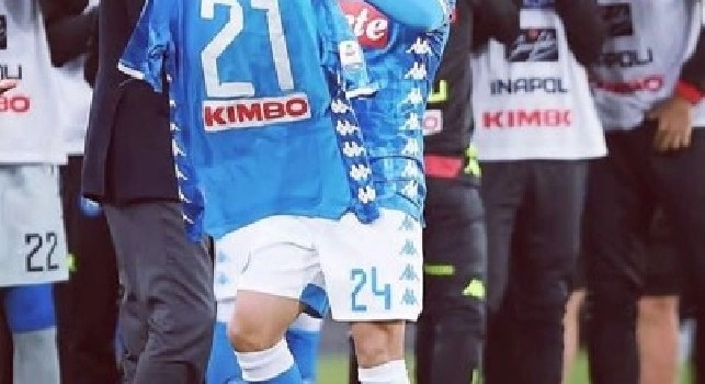 Chiriches risponde ad Insigne per l'omaggio: Grazie raga! [FOTO]