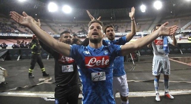 Insigne <i>preso a schiaffi</i> ed il ritorno ai cori sotto la curva: tutti gli scatti di Napoli-Parma [FOTOGALLERY CN24]