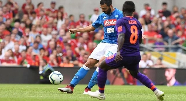 Klopp costretto al primo cambio: fuori l'infortunato Keita, al suo posto entra Henderson