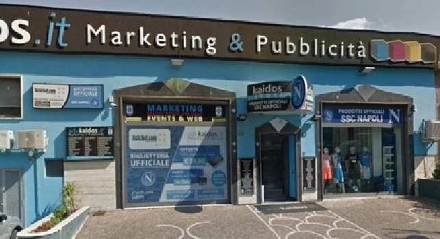 Il Mattino - Colpo allo store Napoli di Nocera: rubate maglie e gadget da 50mila euro