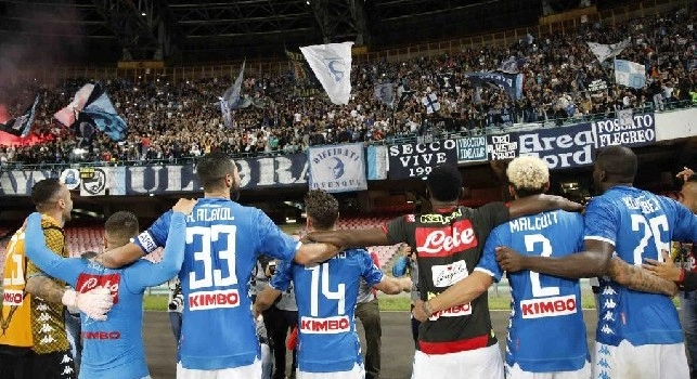 Le meraviglie di Insigne ed Ounas e l'abbraccio della curva alla squadra: tutti gli scatti di Napoli-Sassuolo [FOTOGALLERY CN24]