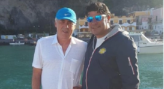 Sosta per le Nazionali, Ancelotti si gode il meritato relax ad Ischia [FOTO]