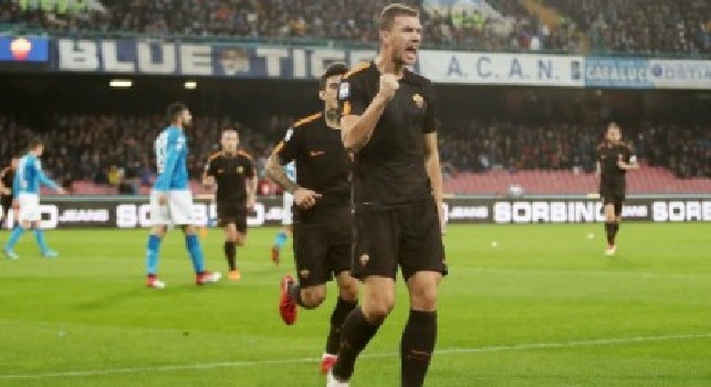 Roma, due giornate di squalifica per Dzeko: nessuno sputo verso l'arbitro