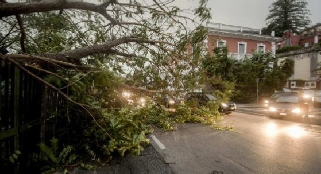 Maltempo a Napoli, scuole chiuse domani martedì 30 ottobre