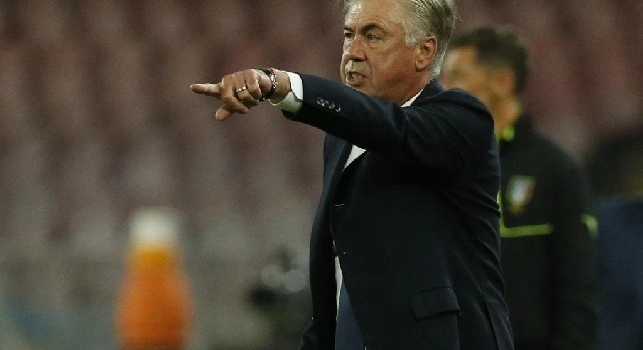 Imparato: Per lo scudetto &egrave; corsa a tre! Il napoletano ha anche altre cose a cui pensare oltre che andare allo stadio...