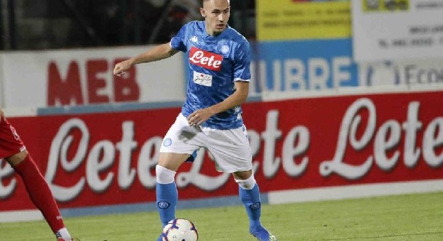 Marko Rog con la maglia del Napoli