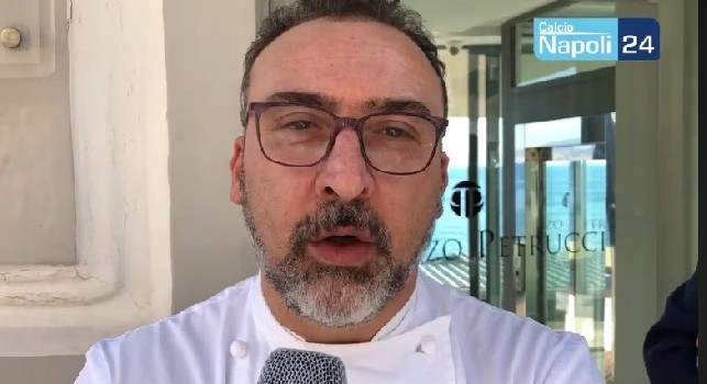 Pranzo Uefa Napoli-Psg, lo Chef a CN24: Hanno apprezzato molto, i piatti erano vuoti. Non abbiamo invaso il campo [VIDEO CN24]