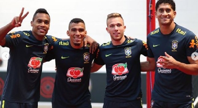 Brasile-Uruguay, le formazioni ufficiali: panchina per Allan, c'è Cavani dal 1'