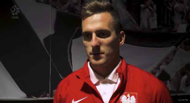 Arkadiusz Milik in mixed zone dopo Portogallo-Polonia