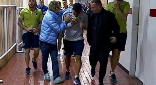 Tevez in lacrime