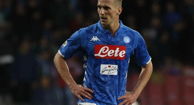 Occasione per il Napoli con Arek Milik: legno clamoroso dopo soli undici minuti