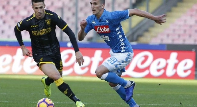 Milik continua a strabiliare su punizione: che colpo durante l'allenamento di oggi! [VIDEO]