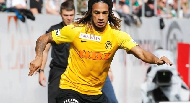 Rodriguez, l'agente: Il Napoli deve ingaggiare assolutamente Mbabu