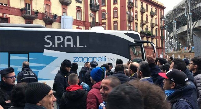 La SPAL è arrivata al San Paolo: fischi per la squadra di Semplici, entusiasmo alle stelle [VIDEO CN24]