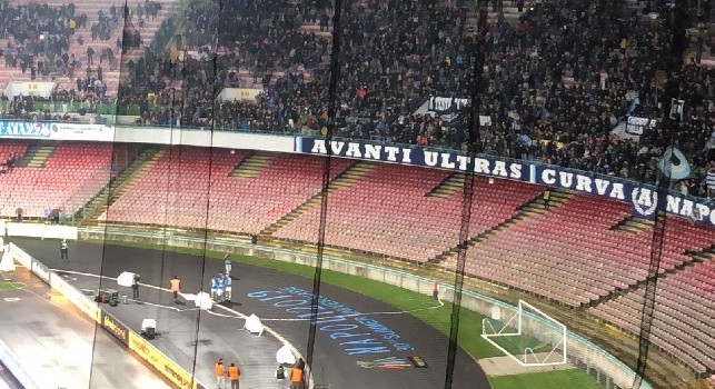 Chi non salta juventino &egrave;...: il pubblico del San Paolo &egrave; in estasi! [VIDEO CN24]