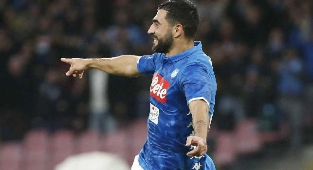 Il Napoli saluta Albiol con immagini emozionanti dei suoi gol e momenti più belli [VIDEO]