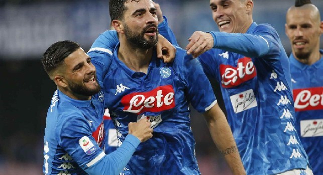 I giocatori del Napoli esultano dopo un gol