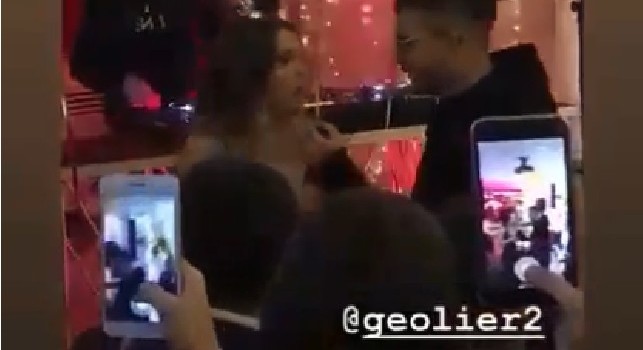 Festa a casa Callejon, la 15enne Paula canta in compagnia del rapper Geolier Pe Secondigliano [VIDEO]