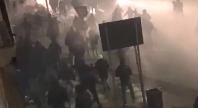 Scontri Inter-Napoli, la testimonianza choc: Volevano massacrarci, finestrini distrutti con un'ascia! La polizia s'è dileguata subito