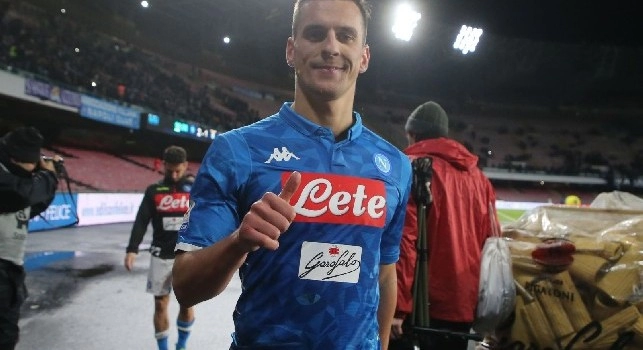 Corriere della Sera - Prova di forza del Napoli contro la Lazio: quattro pali ma con i gol di Callejon e Milik