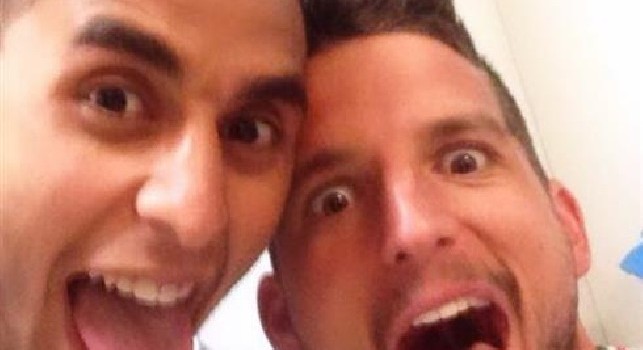 Mertens a Ghoulam: Tanti auguri frate [FOTO]