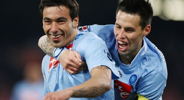 Ezequiel 'Pocho' Lavezzi e Marek Hamsik con la maglia della SSC Napoli