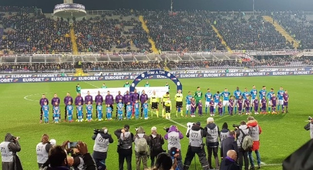 RILEGGI DIRETTA - Fiorentina-Napoli 0-0: troppi errori sotto porta, gli azzurri non vanno oltre il pari a Firenze