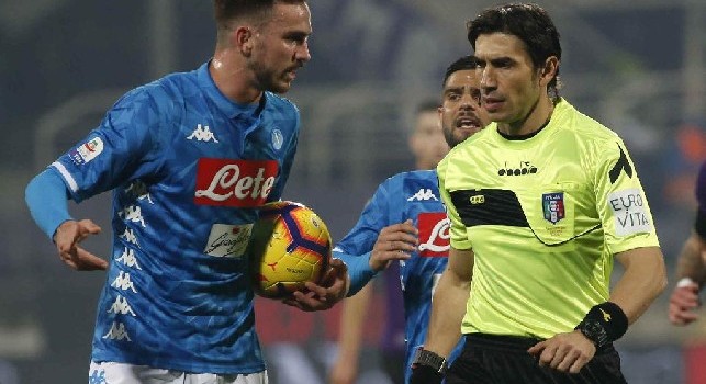 Moviola Napoli-Genoa, manca un rigore agli azzurri! Gazzetta: Lerager tocca col gomito alto, per arbitro e Var non è intenzionale ma...