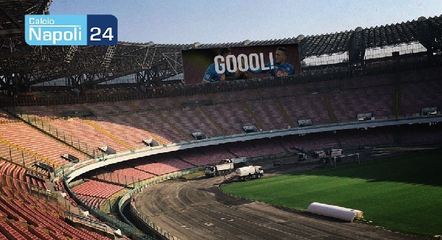 Stadio San Paolo con maxischermi (immagine a cura di Giuseppe Cautiero)