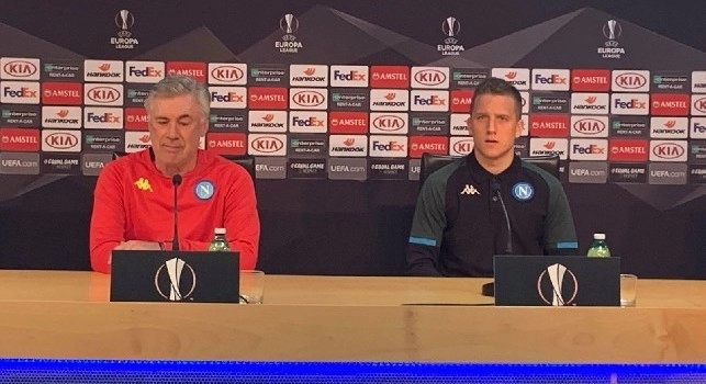 Zielinski in conferenza: Rinnovo? Rimarrei per altri cinque anni, voglio dare tutto! Un tatuaggio se vinciamo in Europa? Devo chiedere a mamma... [VIDEO CN24]