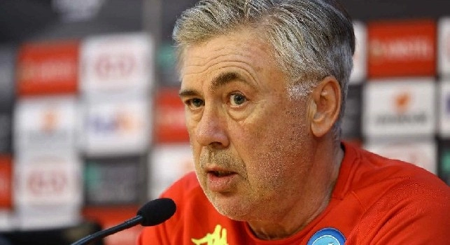 Carlo Ancelotti in conferenza stampa a Castel Volturno