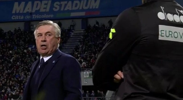 Fallo di Djuricic su Allan non fischiato dall'arbitro, Ancelotti una furia con il quarto uomo! [FOTO]