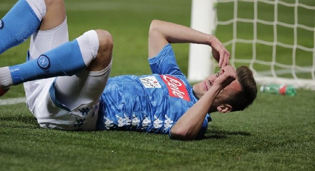 Napoli nuovamente in vantaggio al 58': Milik incorna su calcio d'angolo di Callejon