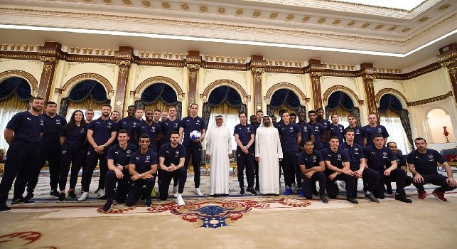 Arsenal in ritiro negli Emirati Arabi: visita al Palazzo Reale ed incontro con il presidente di Emirates [FOTO]