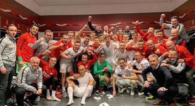 Due vittorie per la Polonia e primo posto nel girone, Zielinski esulta: Grazie per il tifo [FOTO]