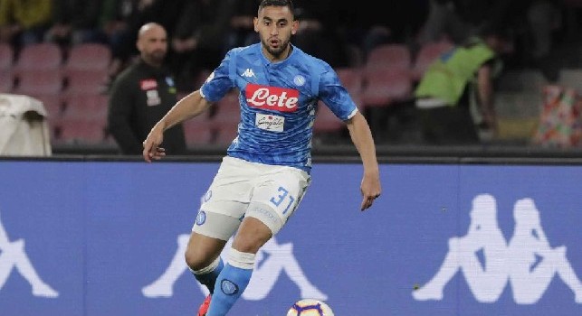 Faouzi Ghoulam in azione con la maglia del Napoli