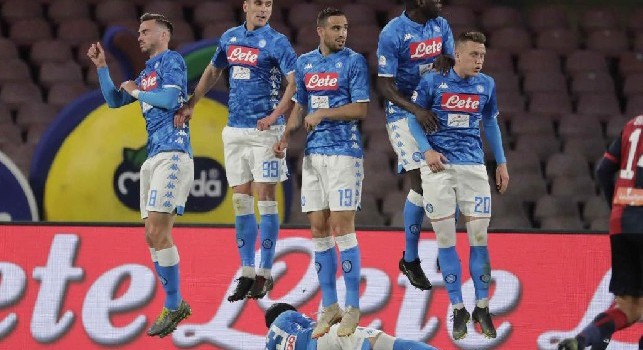 Calciomercato Napoli, ADL stoppa l'epurazione di gennaio. CorSport: Mertens, Callejon e gli altri big via solo a giugno