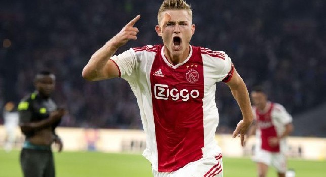 Juve-De Ligt, c'è l'accordo:  l'olandese salterà il ritiro con l'Ajax