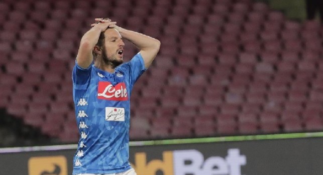 Napoli vicinissimo al gol del pareggio con Mertens: Cragno ed il palo salvano i rossoblu