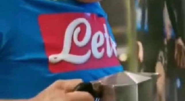 Che spasso tra Insigne e Starace: Lorenzo si nasconde e gli fa prendere un colpo! [VIDEO]