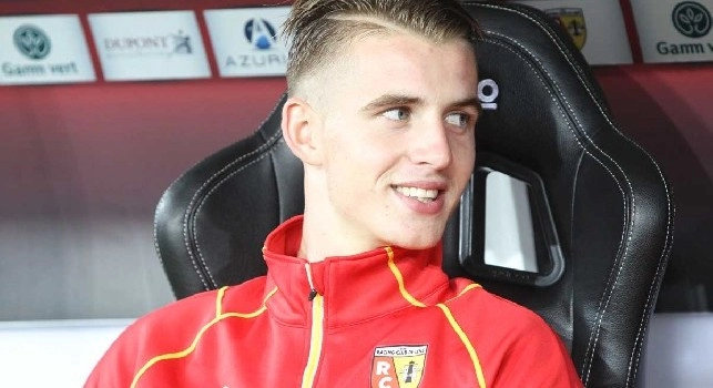 Bourigeaud-Napoli, Gazzetta: Ieri ha incontrato l'agente in citt&agrave;! Se parte Allan c'&egrave; un altro nome seguito