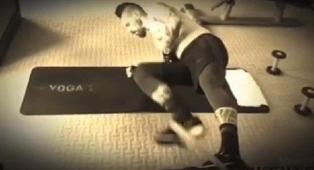 Hamsik, allenamento in piscina ed in palestra: Mai arrendersi! [VIDEO]