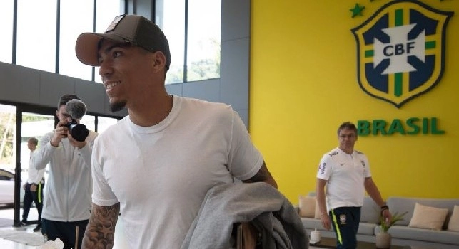 Allan-PSG, Gazzetta annuncia: Offerta arrivata nella sede del Napoli! Distanza di 15mln fra i club, brasiliano in pressing per chiudere: le cifre