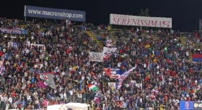 Inizia la vergogna al Dall'Ara, i tifosi del Bologna intonano: Chi non salta è napoletano [VIDEO]