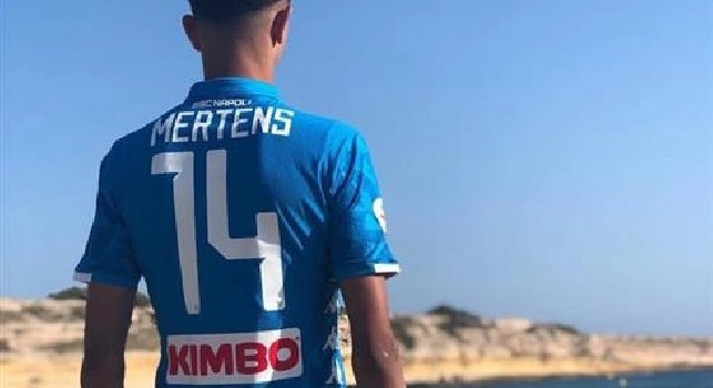 Zedadka con la maglia di Dries Mertens: Da Marsiglia a Napoli [FOTO]